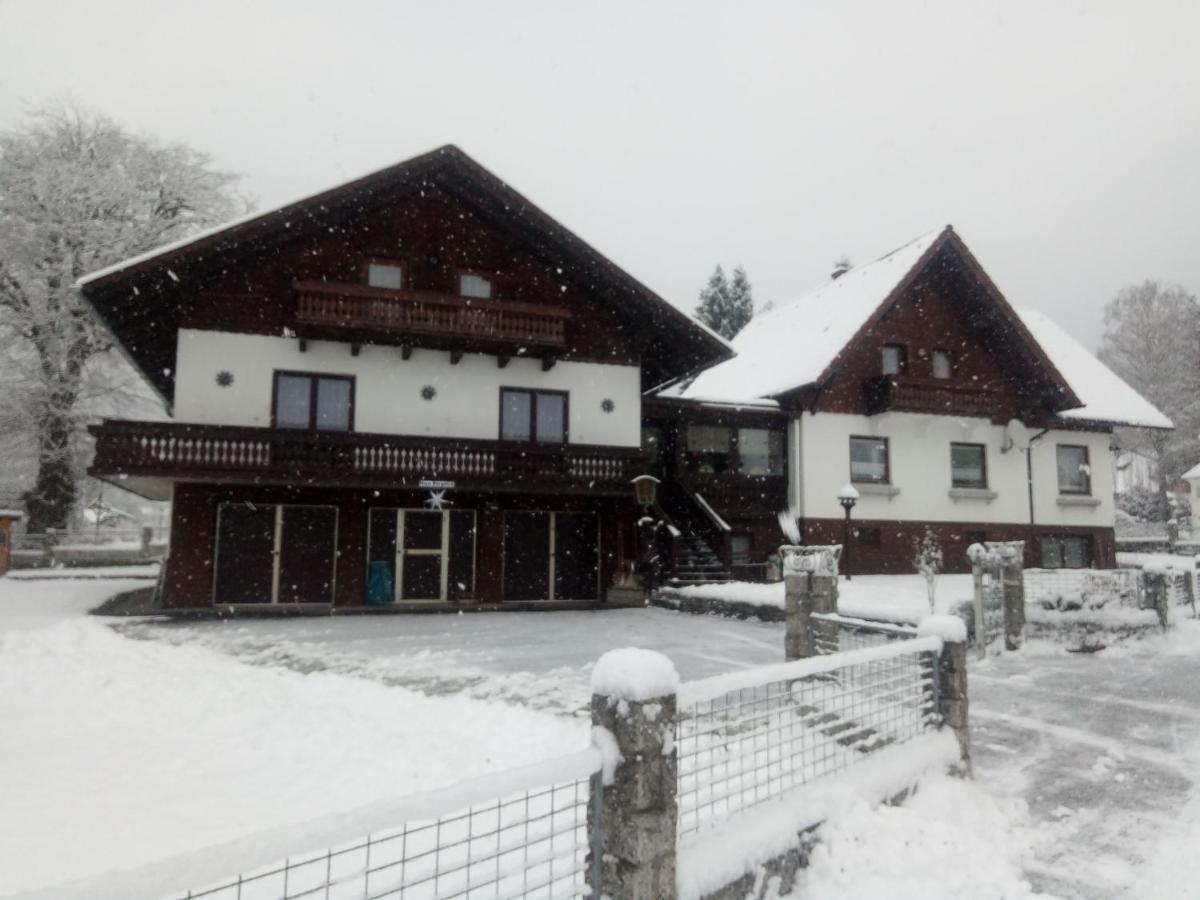 Haus Bergblick Fruehstueckspension Oberort Экстерьер фото